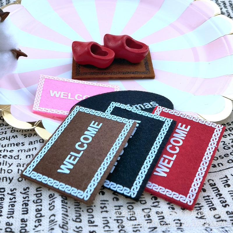 6pcs 1:12 Dollhouse Miniature  – Home Textiles Bewertung und Preis
